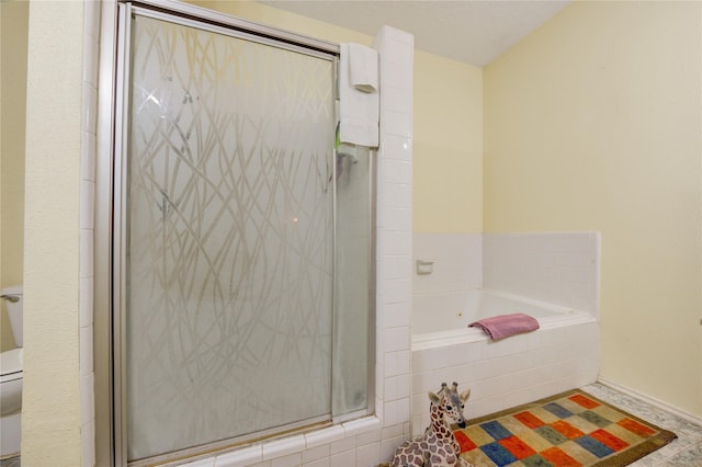 4406 Hidden Trace Ct, Houston, TX 77066 - full bath with a stall shower, toilet, a garden tub, and baseboards