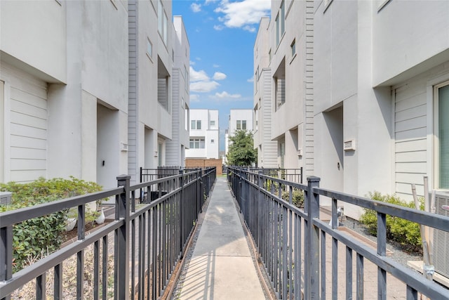 2719 Clay St, Houston, TX 77003 - view of balcony
