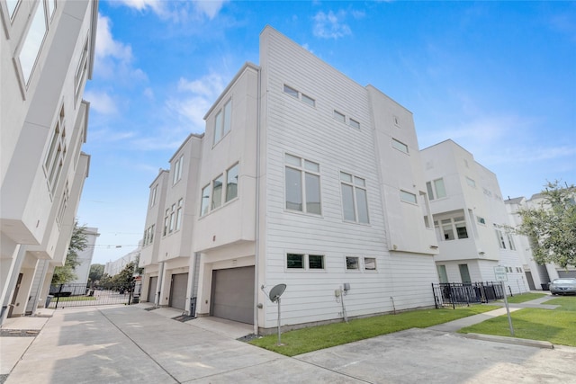 2719 Clay St, Houston, TX 77003 - photo 25