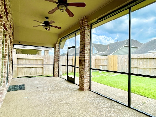 2023 Deer Vly, Missouri City, TX 77459 - unfurnished sunroom featuring ceiling fan