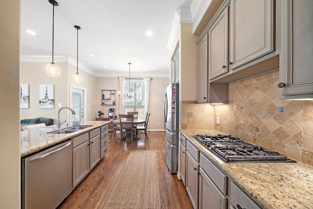3303 New Garden View Ln, Houston, TX 77018 - kitchen featuring stainless steel appliances, a sink, dark wood-style floors, ornamental molding, and gray cabinets