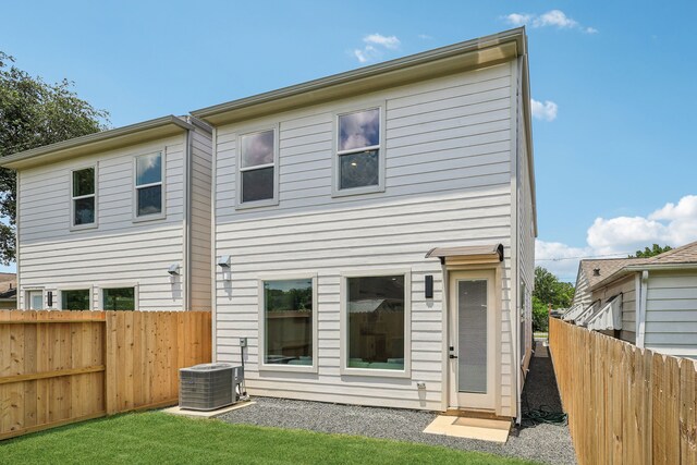 3722 Nathaniel Brown St, Houston, TX 77021 - back of property featuring cooling unit