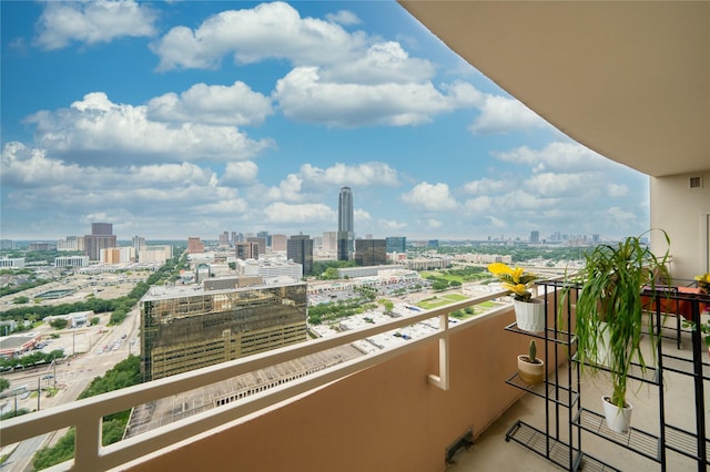 3505 Sage Rd Unit 2405, Houston, TX 77056 - balcony featuring a city view
