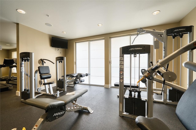 3505 Sage Rd Unit 2405, Houston, TX 77056 - gym with recessed lighting