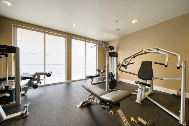 3505 Sage Rd Unit 2405, Houston, TX 77056 - exercise room featuring baseboards and recessed lighting