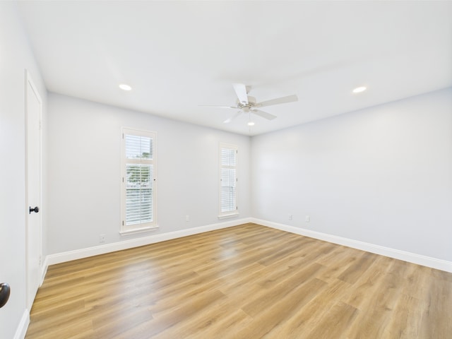 10380 Briar Forest Dr Unit 32/6, Houston, TX 77042 - empty room featuring light wood-type flooring, baseboards, recessed lighting, and ceiling fan