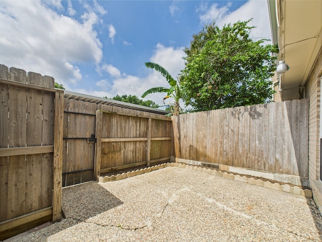 10380 Briar Forest Dr Unit 32/6, Houston, TX 77042 - view of patio / terrace