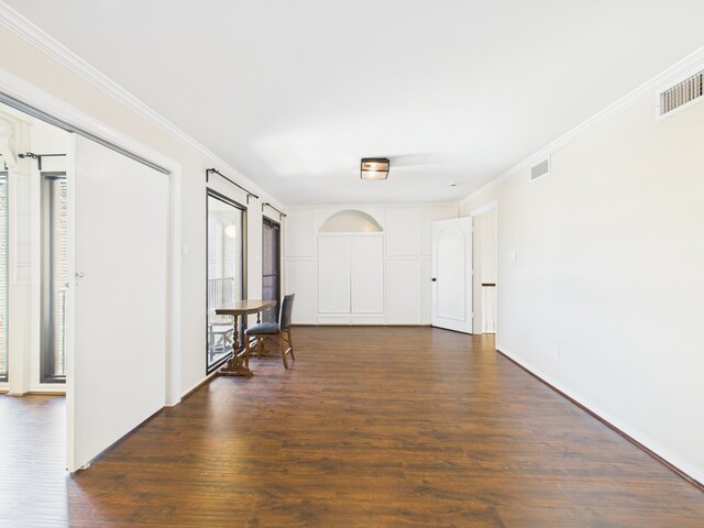 7608 Del Monte Dr, Houston, TX 77063 - hall with crown molding and dark wood finished floors