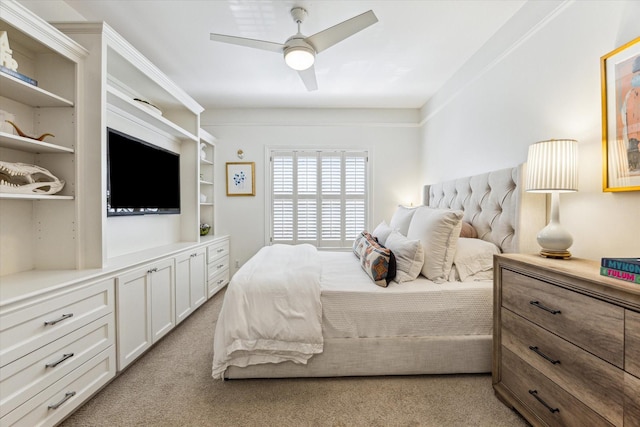 19 Crestwood Dr Unit 4, Houston, TX 77007 - bedroom featuring light colored carpet and ceiling fan