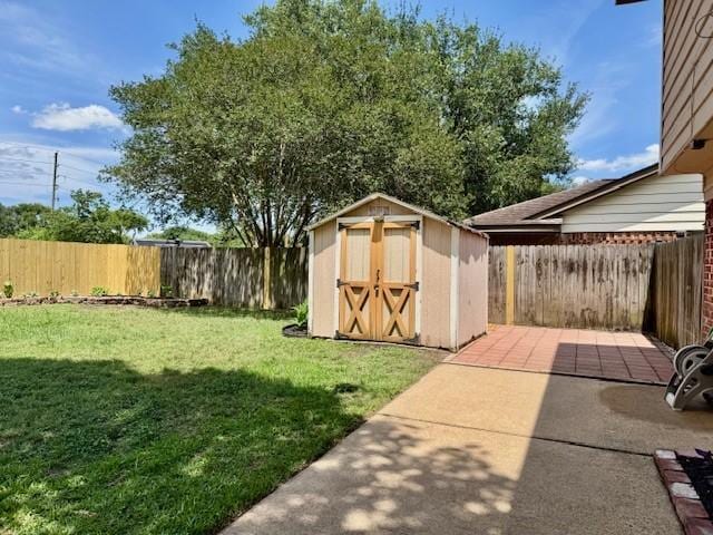 15326 Lindita Dr, Houston, TX 77083 - view of yard featuring a patio area