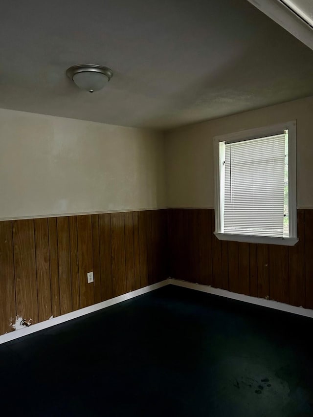 4412 Alvin St, Houston, TX 77051 - unfurnished room with wooden walls and wainscoting