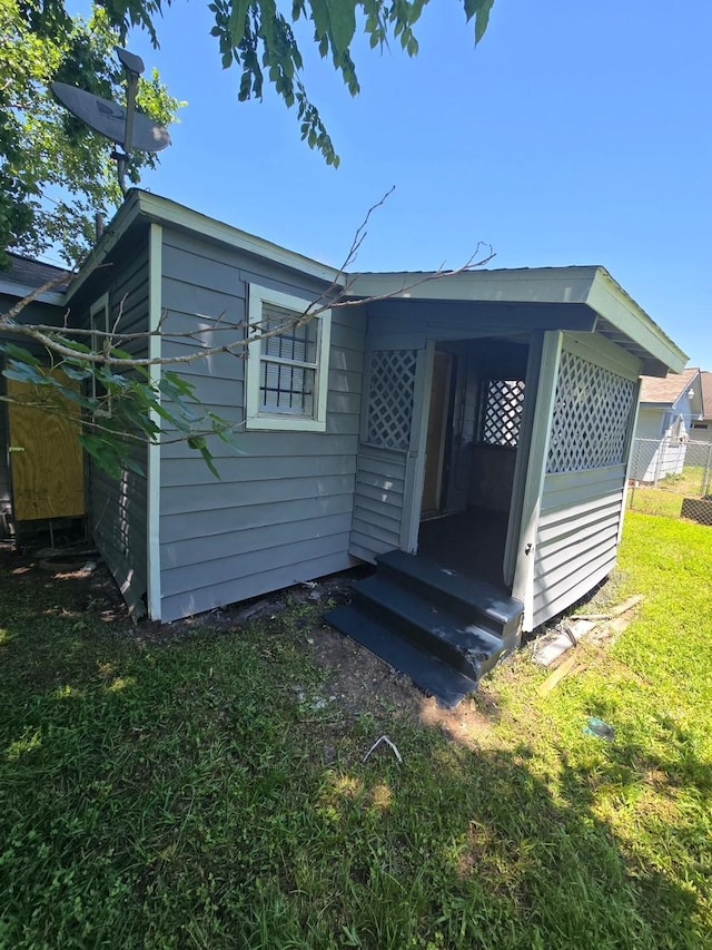 4412 Alvin St, Houston, TX 77051 - back of house featuring entry steps