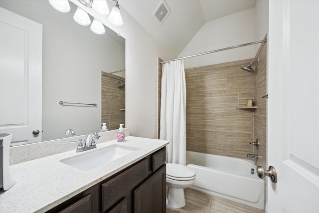 2314 Umber Oaks Ln, Brookshire, TX 77423 - bathroom featuring vanity, shower / bath combo, toilet, and lofted ceiling