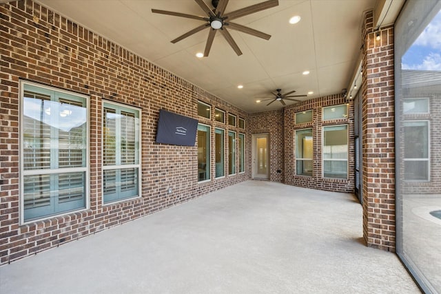 2314 Umber Oaks Ln, Brookshire, TX 77423 - view of patio / terrace featuring a ceiling fan