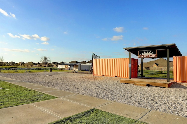 2314 Umber Oaks Ln, Brookshire, TX 77423 - view of play area with a residential view