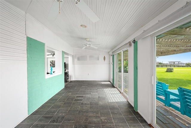 815 5th St, San Leon, TX 77539 - hall with vaulted ceiling