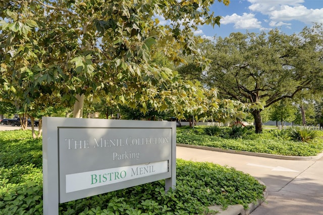 574 Bomar St, Houston, TX 77006 - exterior view