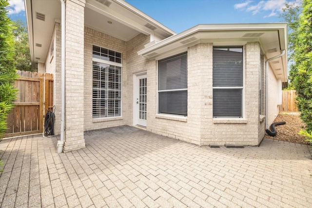 1214 Turnbury Oak Ln, Houston, TX 77055 - view of patio / terrace
