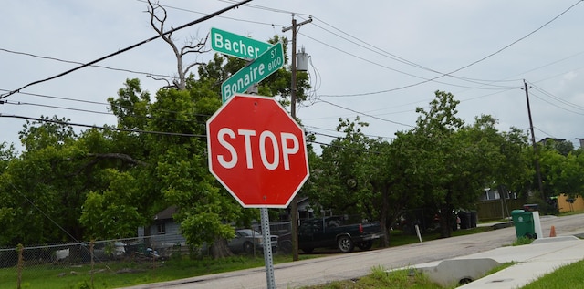 5603 Bacher St, Houston, TX 77028