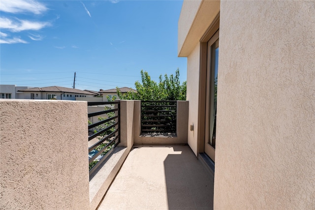 11502 Royal Tower Pl, Houston, TX 77082 - view of patio featuring a balcony
