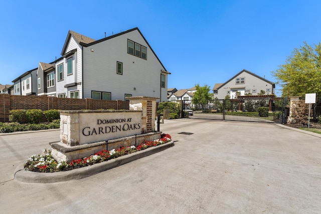 962 Ford Pines Ln, Houston, TX 77091 - community / neighborhood sign featuring a residential view and a gate