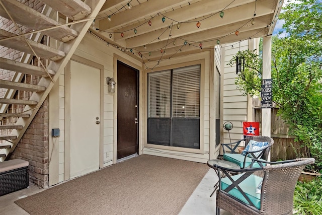 1881 Bering Dr Unit 25, Houston, TX 77057 - property entrance featuring a patio area