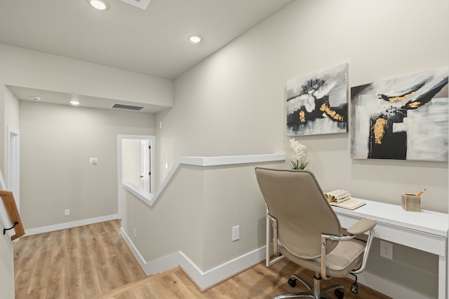 5811 Francis Oak Pl, Houston, TX 77091 - office space with wood finished floors and recessed lighting