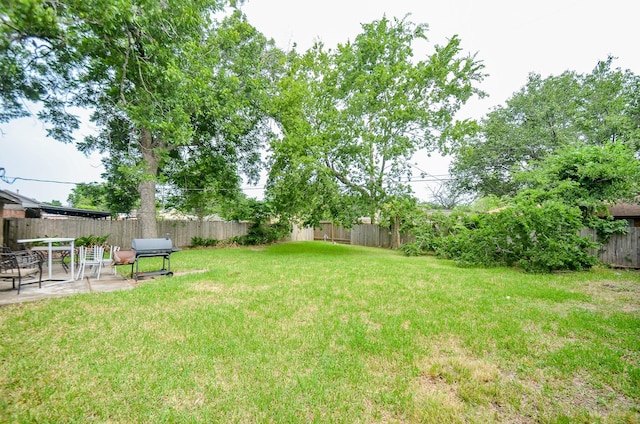 5914 Newquay St, Houston, TX 77085 - view of yard with a patio area