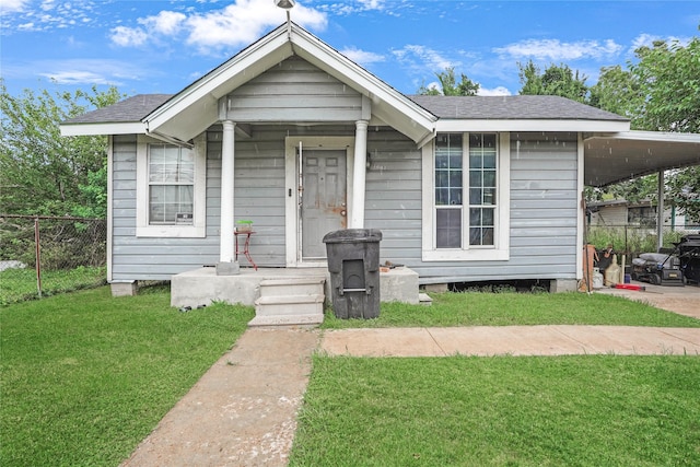 3603 Providence St, Houston, TX 77020 - view of front facade with a shingled roof