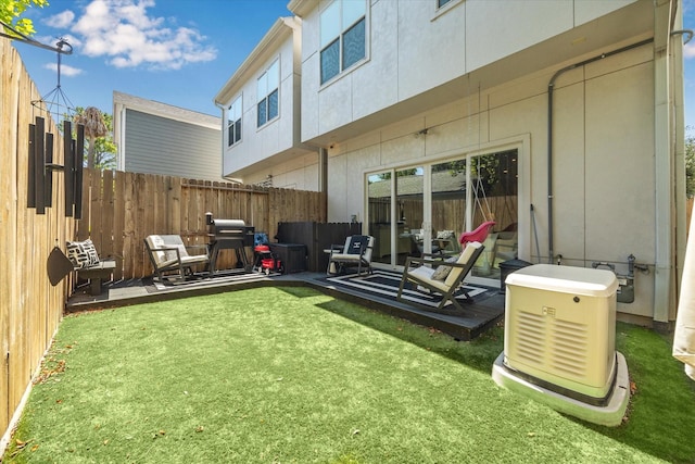 1026 Adele St, Houston, TX 77009 - view of yard