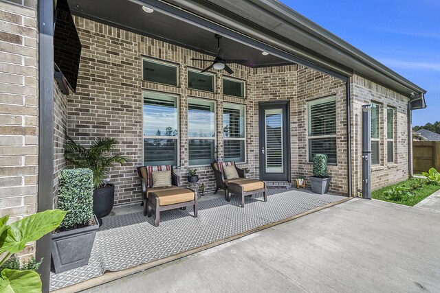 1059 Lakemont Bend Ln, Pinehurst, TX 77362 - view of patio / terrace with a ceiling fan