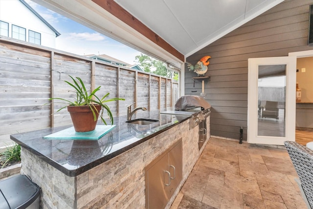 970 W 41st St, Houston, TX 77018 - view of patio / terrace featuring a sink