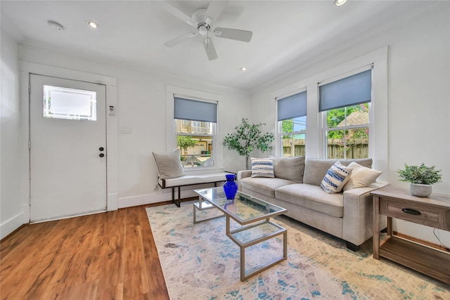 724 E 21st St, Houston, TX 77008 - living room featuring wood finished floors, ceiling fan, recessed lighting, crown molding, and baseboards