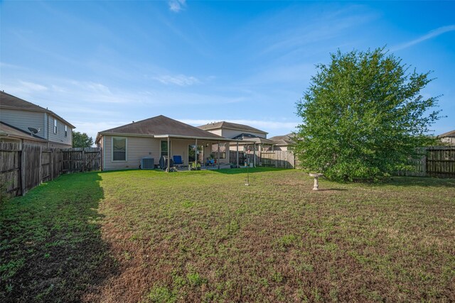 4323 N Vineyard Mdw Ln, Katy, TX 77449 - view of yard with central AC unit