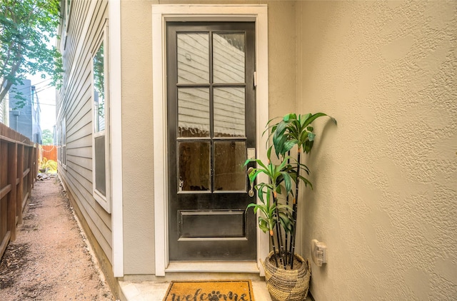 5014 Lillian St, Houston, TX 77007 - property entrance featuring stucco siding