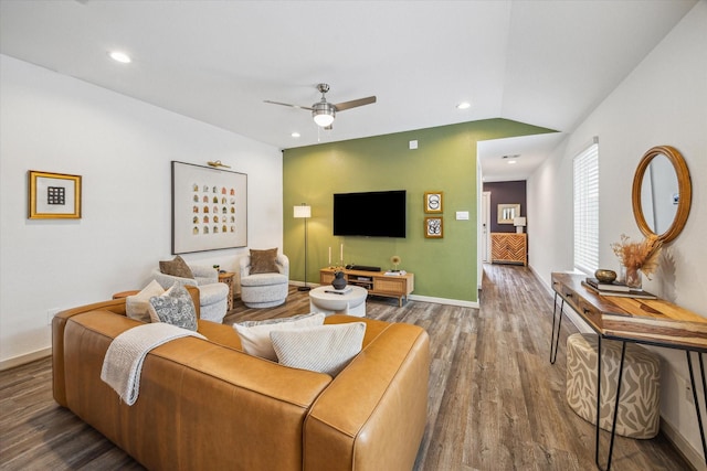 12717 Ermine St, Houston, TX 77047 - living area with wood finished floors, a ceiling fan, recessed lighting, and baseboards