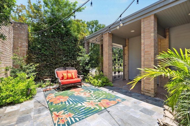 7 Woodstone St, Houston, TX 77024 - view of patio / terrace