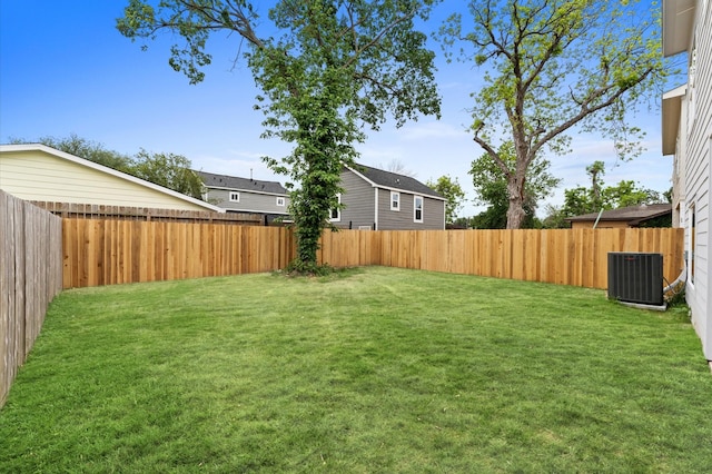514 Melbourne St Unit B, Houston, TX 77022 - view of yard with central air condition unit