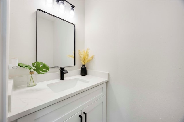 2114 Des Chaumes St, Houston, TX 77026 - bathroom featuring vanity
