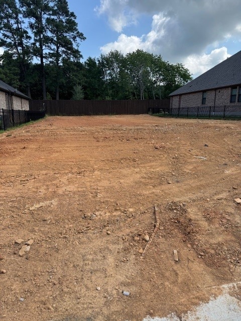 10014 Larkin Cv, Willis, TX 77318 - view of yard