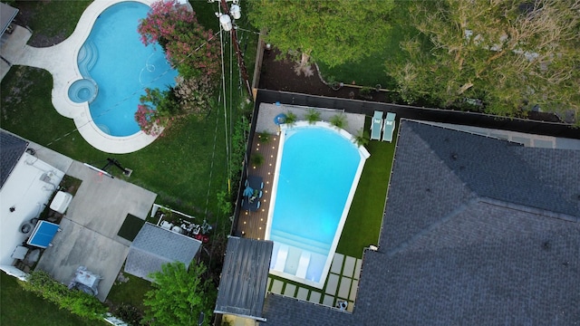 4434 Sarong Dr, Houston, TX 77096 - view of pool