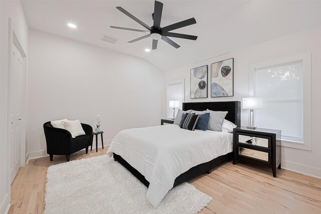 4434 Sarong Dr, Houston, TX 77096 - bedroom featuring light wood-style floors, baseboards, lofted ceiling, recessed lighting, and a ceiling fan