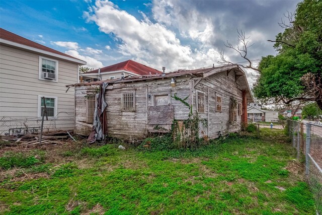 3301 Holman St, Houston, TX 77004 - view of side of property