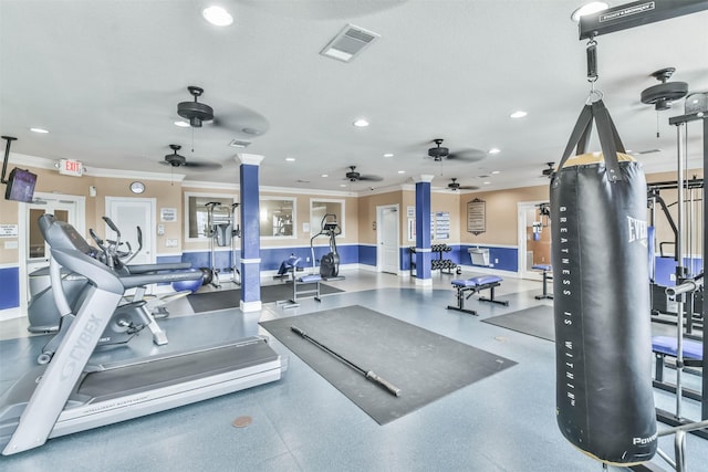 1711 Old Spanish Trl Unit 406, Houston, TX 77054 - workout area with ceiling fan, recessed lighting, ornamental molding, and baseboards