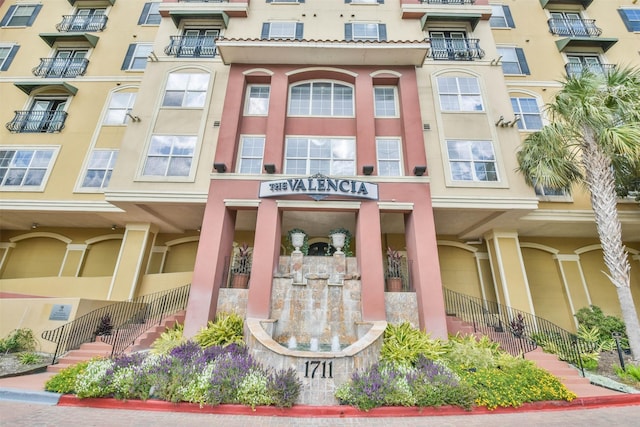 1711 Old Spanish Trl Unit 406, Houston, TX 77054 - view of apartment building / complex with stairway