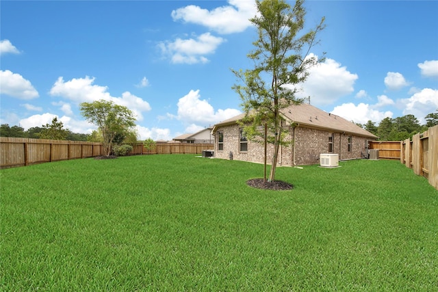 1586 Ancient Oak Ln, Conroe, TX 77301 - view of fenced backyard