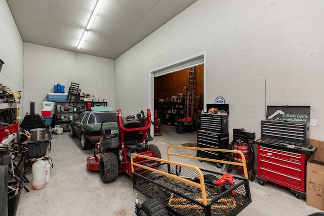 5950 Keith Rd, Lumberton, TX 77657 - garage with a workshop area