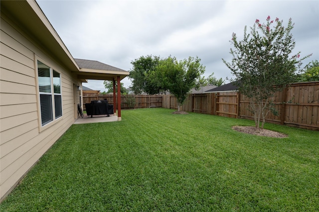 3017 Cambridge Meadows Ln, Dickinson, TX 77539 - view of yard with a patio area