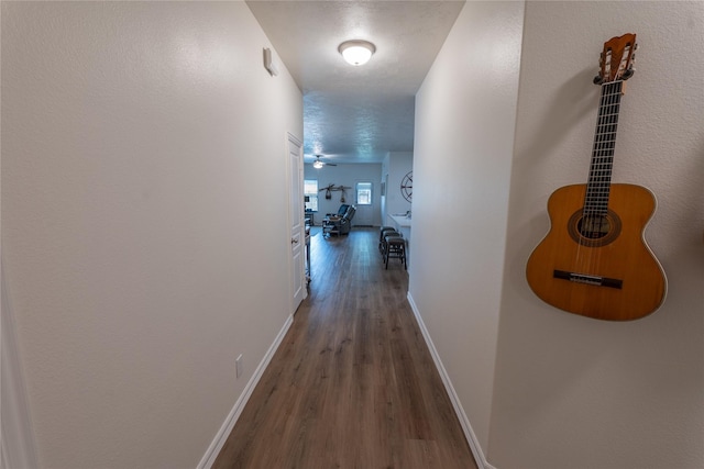 3017 Cambridge Meadows Ln, Dickinson, TX 77539 - corridor featuring wood finished floors and baseboards
