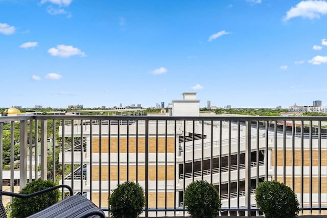 3614 Montrose Blvd Unit 704, Houston, TX 77006 - balcony with a city view
